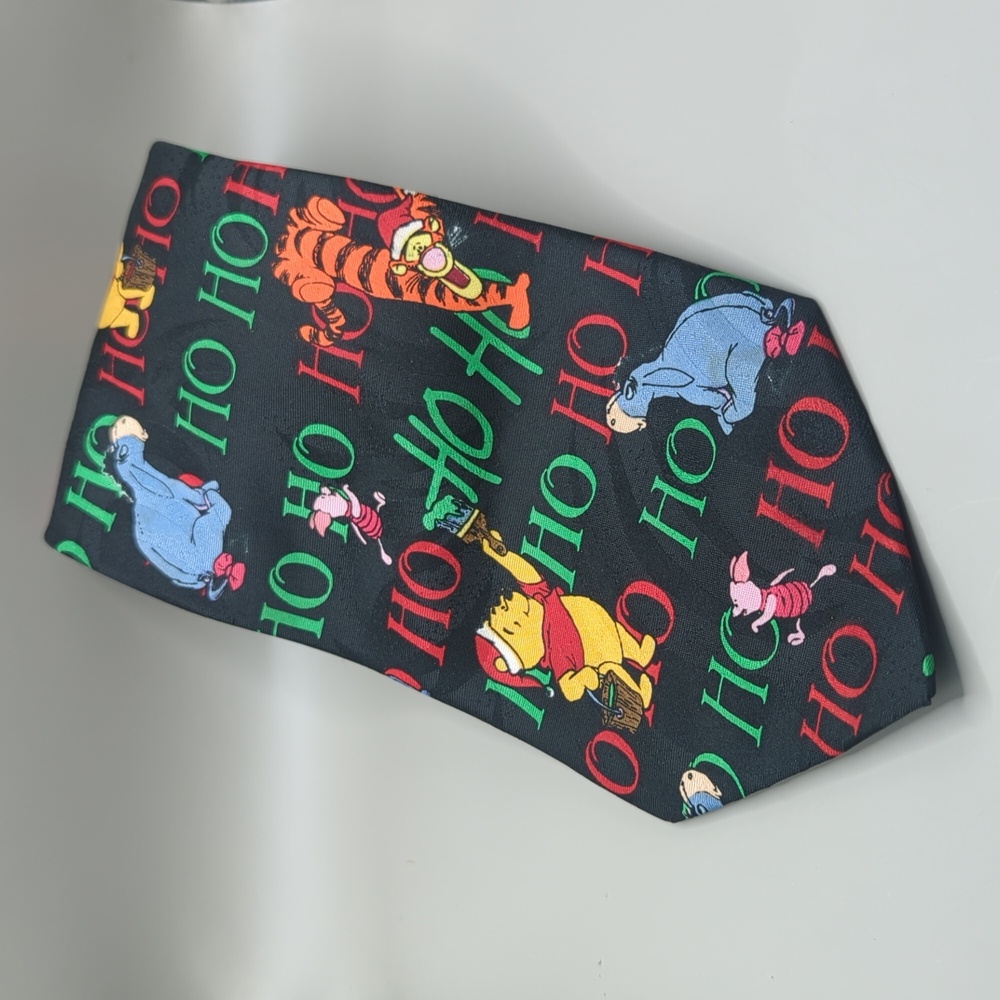 Winnie the Pooh Disney Christmas Neck Tie Eeyore Tigger Piglet Ho Ho Ho Holiday